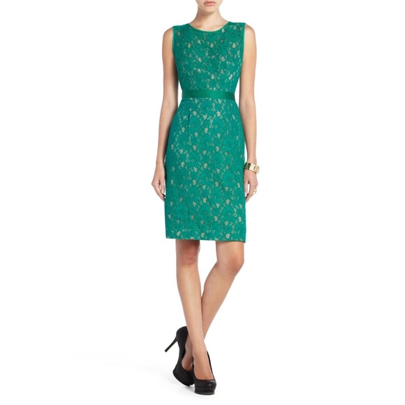 BCBGMAXAZRIA Green Lace “Alice” Cocktail Dress. - Picture 2 of 7